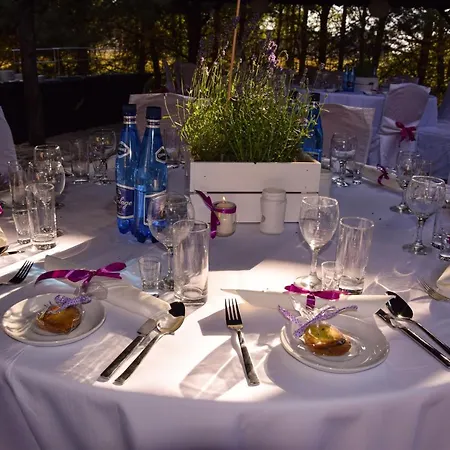 Çiftlik konaklama Dolina Bobrow *