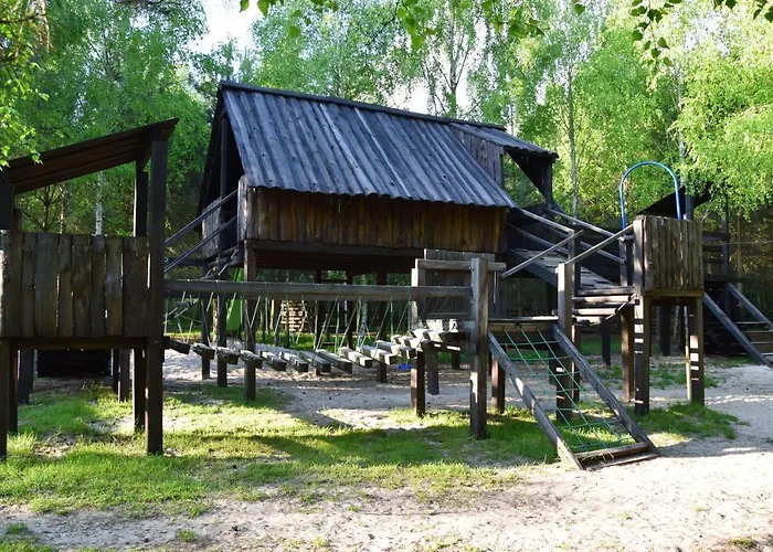 Dolina Bobrów Gospodarstwo agroturystyczne *