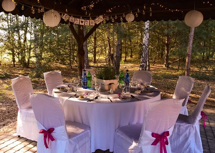 Dolina Bobrów Gospodarstwo agroturystyczne *